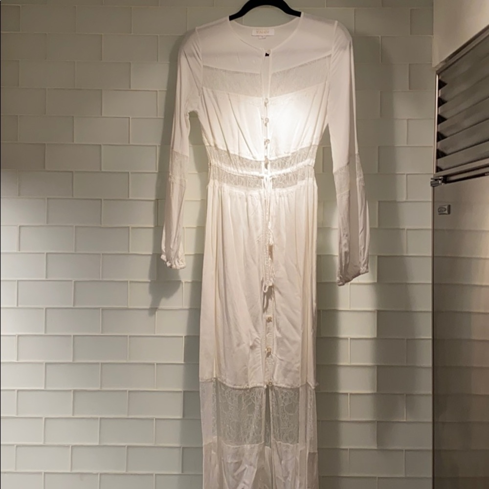 Yumi Kim White Maxi dress s/m lovely lace paneling